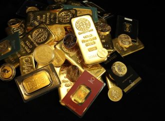 Jak inwestować w złote sztabki i monety bulionowe?