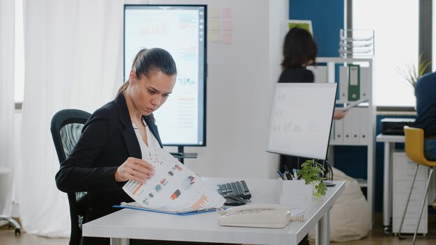 Jak wybrać odpowiednie biuro rachunkowe dla Twojej firmy?